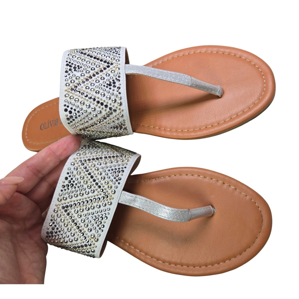 Olivia Miller Womens White Rhinestone Thong Sandals Silver Geometric Studded 9